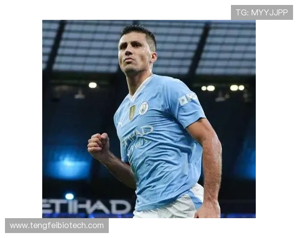 比利亚雷亚尔为罗德里画像揭幕见证昔日青训传奇荣耀时刻