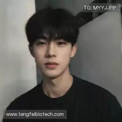 解泳榕
